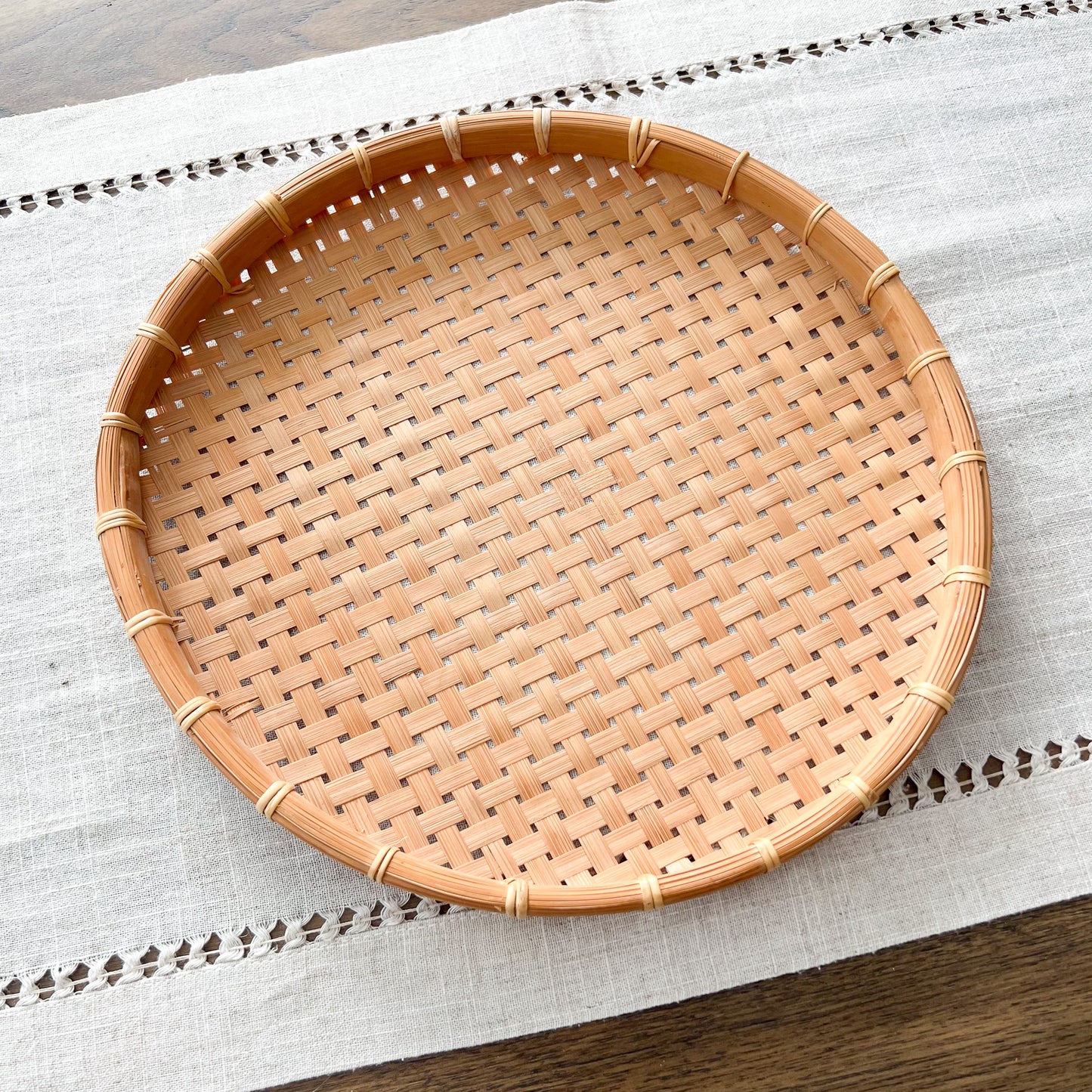 Light Bilao Wall Basket