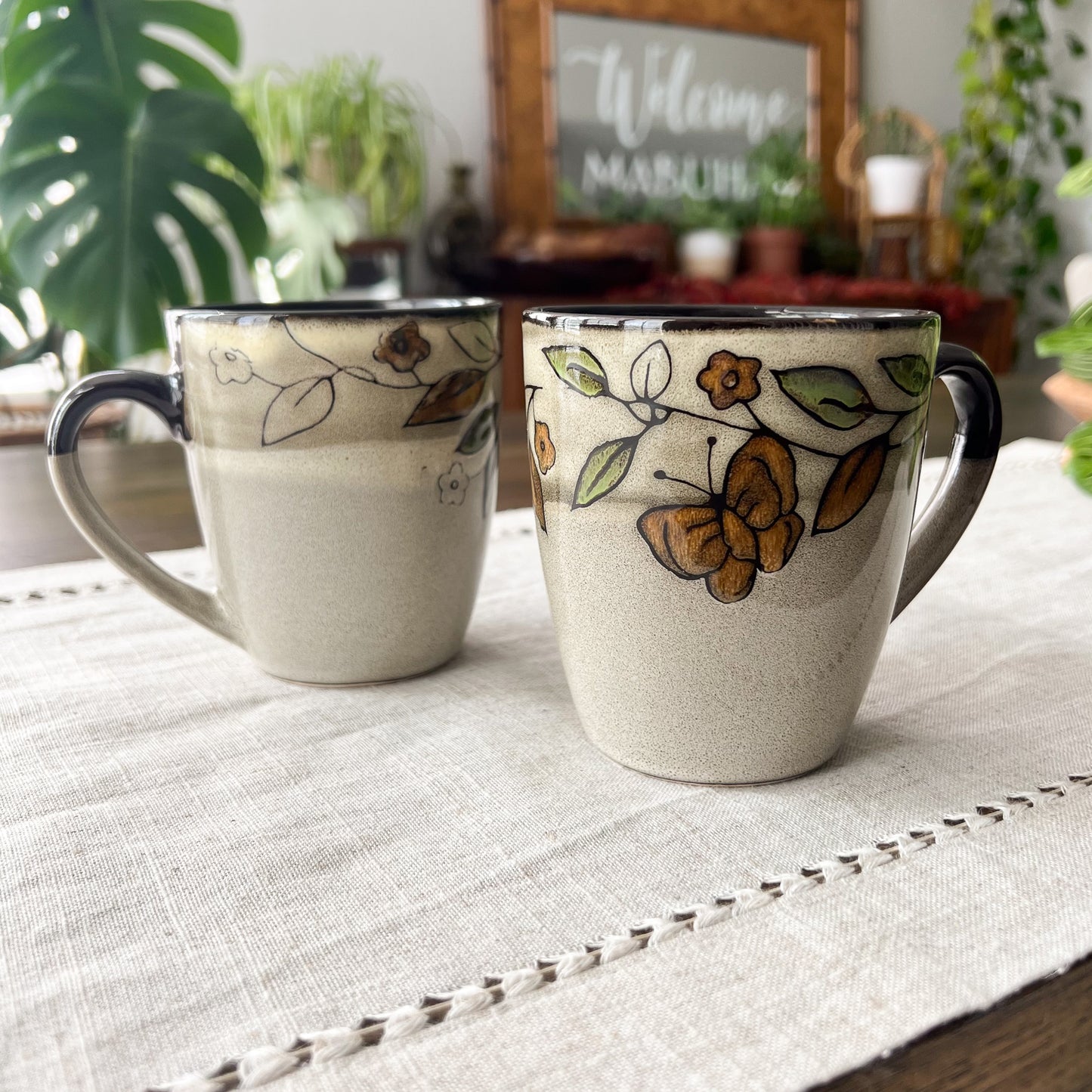 Stoneware Retro Butterfly Mug